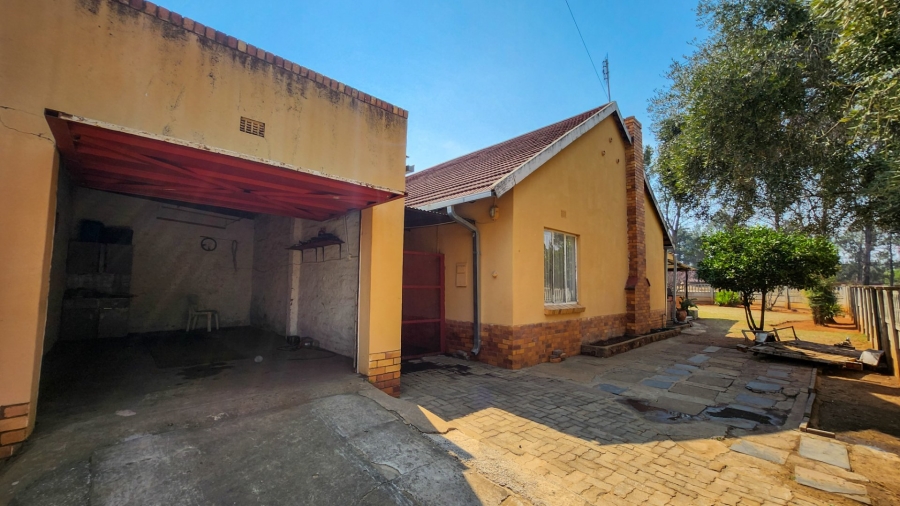 3 Bedroom Property for Sale in Stilfontein Ext 1 North West